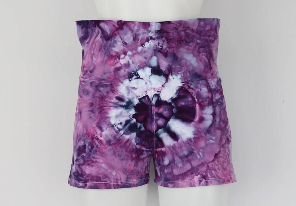 Yoga shorts size Large - Grape Splash bulls eye