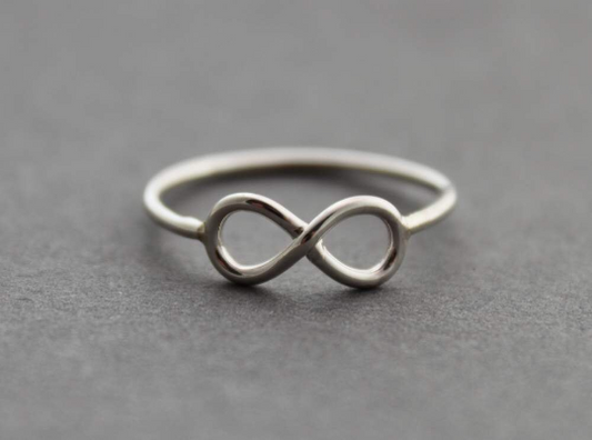 Sterling Silver Infinity Ring - Size 6 US/CANADA