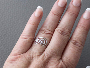 Sterling Silver offset spiral Ring - Size 10.5 US/CANADA