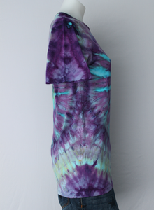 Ladies tie dye shirt size Small - ice dye - Helen Iris Patch twist