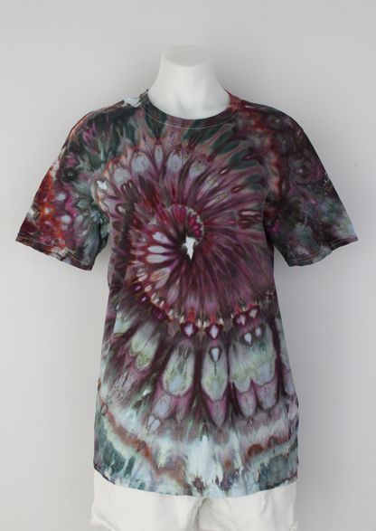 Men's t shirt size Medium - Nebula twist